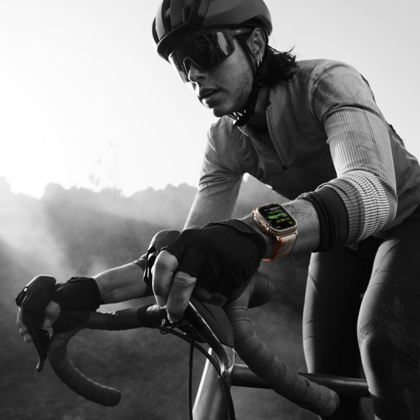  Смартчаси Apple Watch Ultra 2 GPS + Cellular, 49mm Titanium Case with Orange Ocean Band